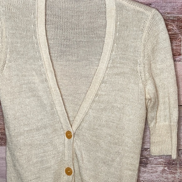 Vince linen‎ cream short sleeve cardigan size xs - Picture 2 of 6